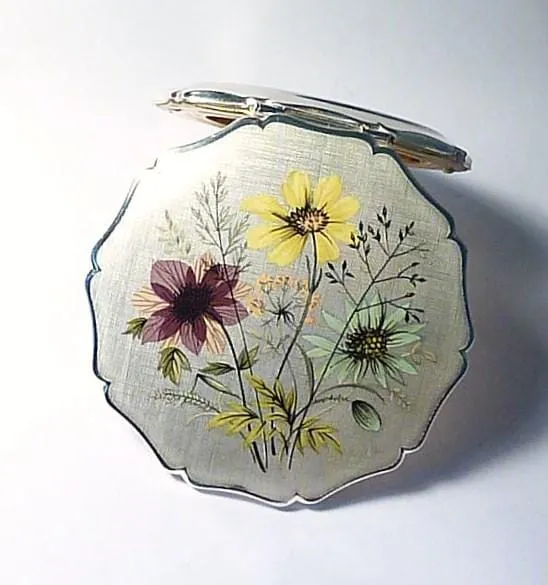 1970s Vintage Stratton Powder Compact Silver Plated With Pink / Purple Floral Motifs