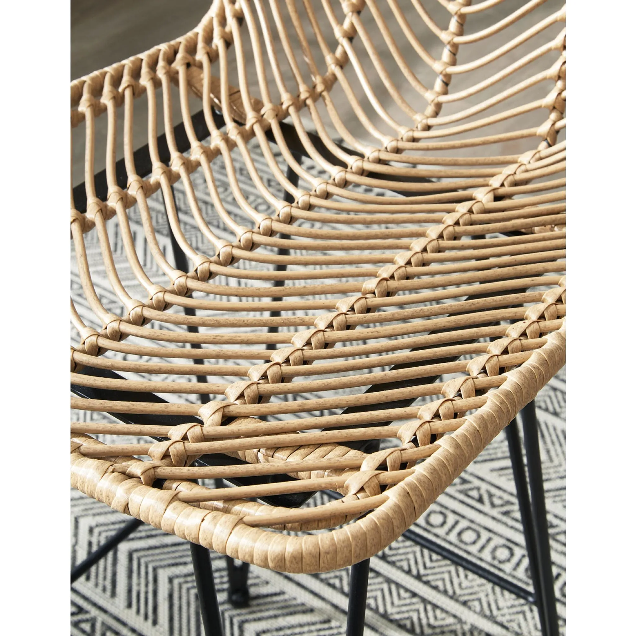 Angentree Counter Height Stool - Natural/Black - (D434-224)