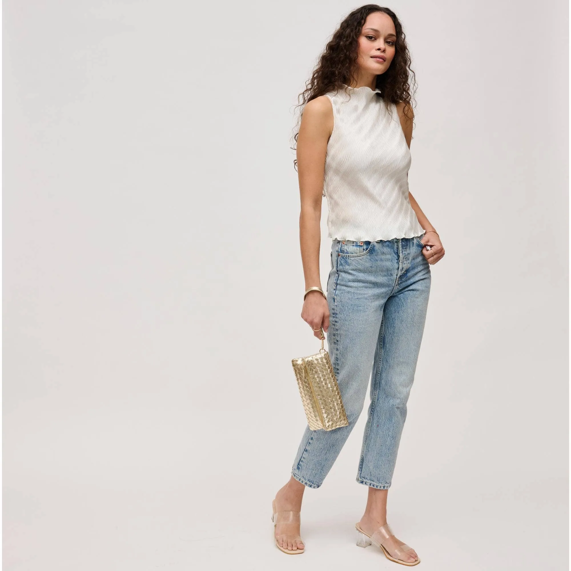 Aria Woven Wristlet Clutch - Gold