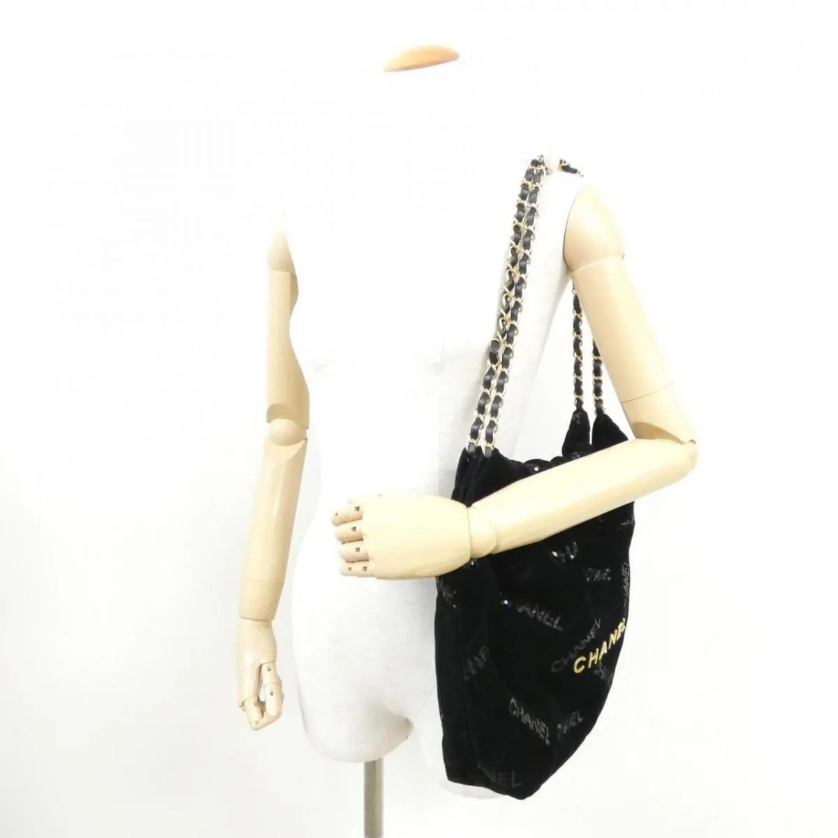 Chanel 22 Velvet Black Bag