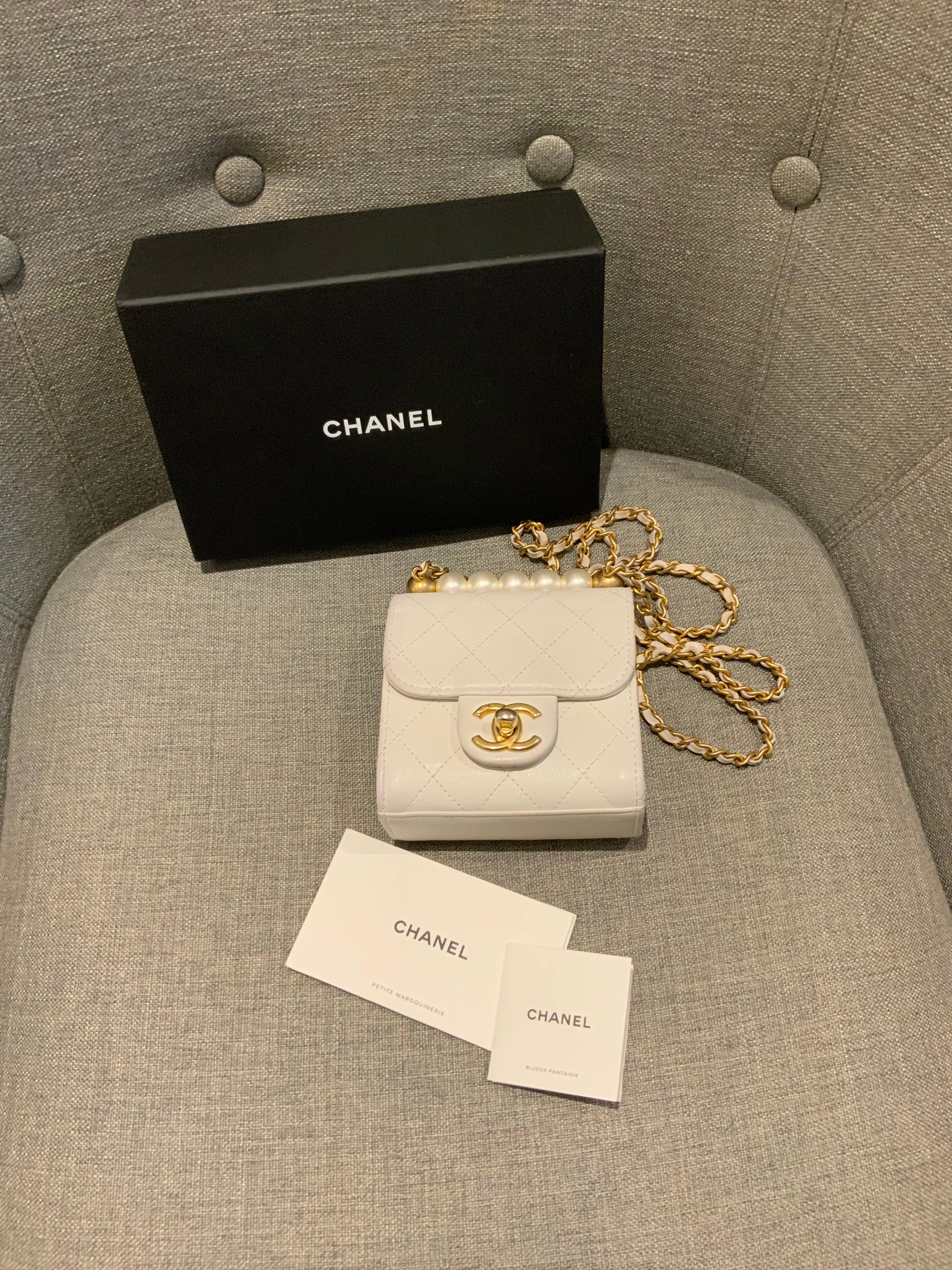 CHANEL Iconic Quilted Chic Pearls Crossbody Bag Quilted Goatskin Mini Bag ladies