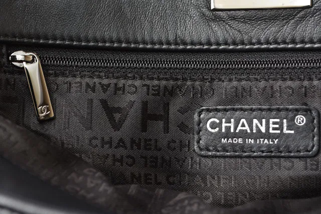 Chanel Patent Leather Tote Bag Vintage Quilted Black