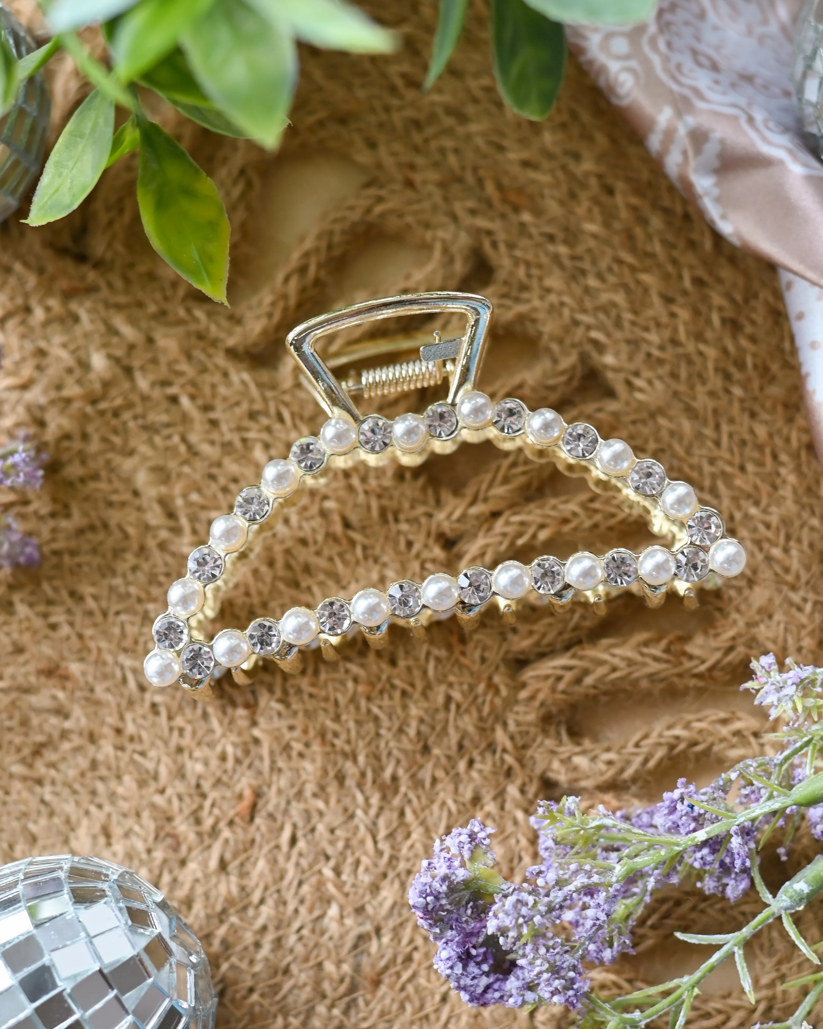 Classy Girl Crescent Claw // Alloy Metal