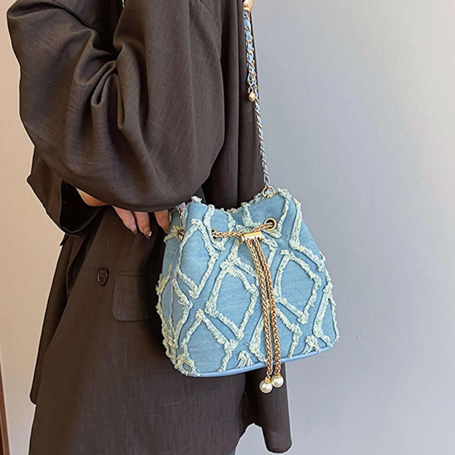 Jean Purses for Women, Distressed Jean Denim Bucket Bags Quilted Crossbody, Small Shoulder Bag Drawstring Handbag