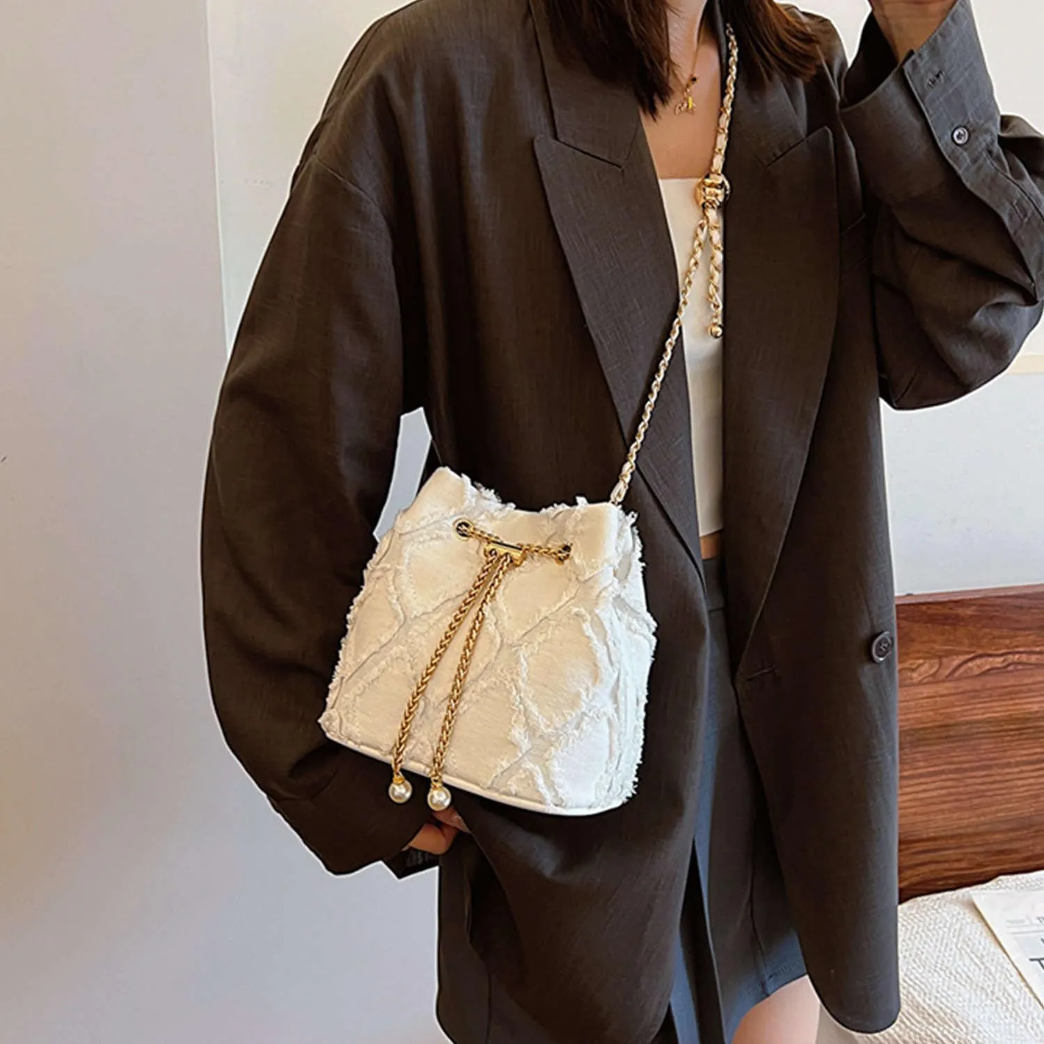 Jean Purses for Women, Distressed Jean Denim Bucket Bags Quilted Crossbody, Small Shoulder Bag Drawstring Handbag