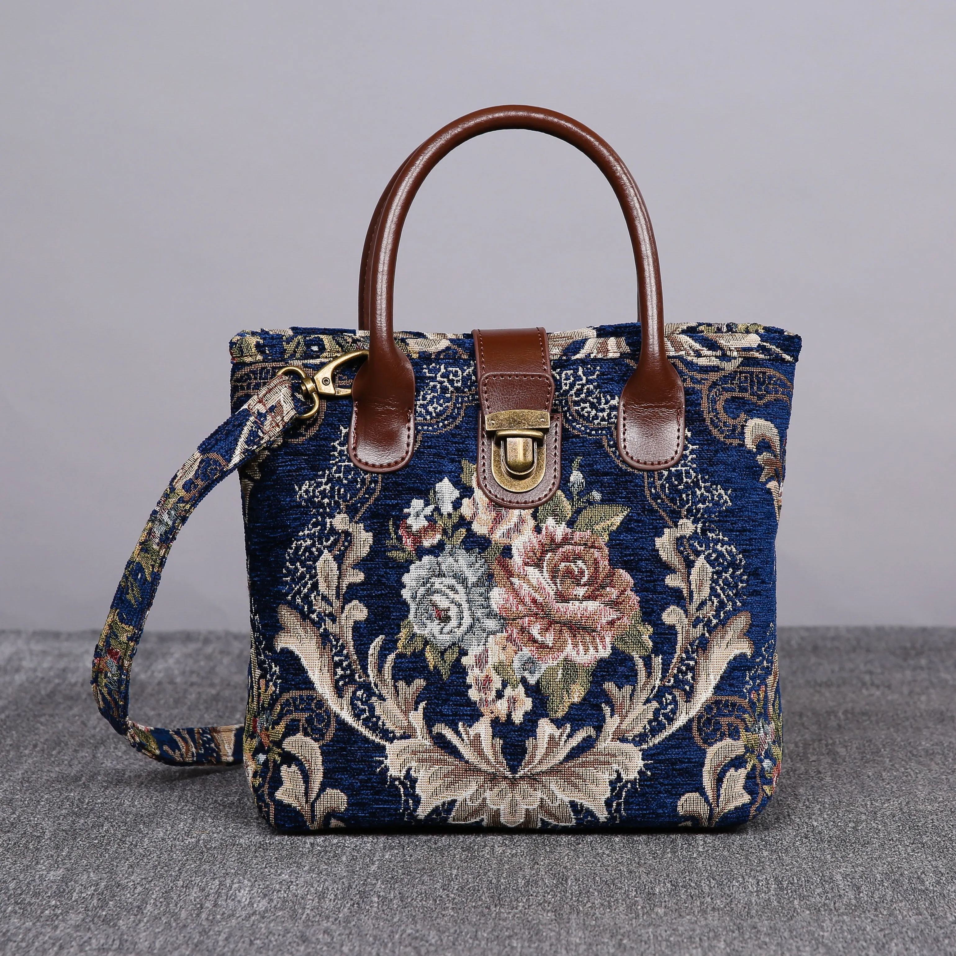 Mini Carpet Tote Floral Blue