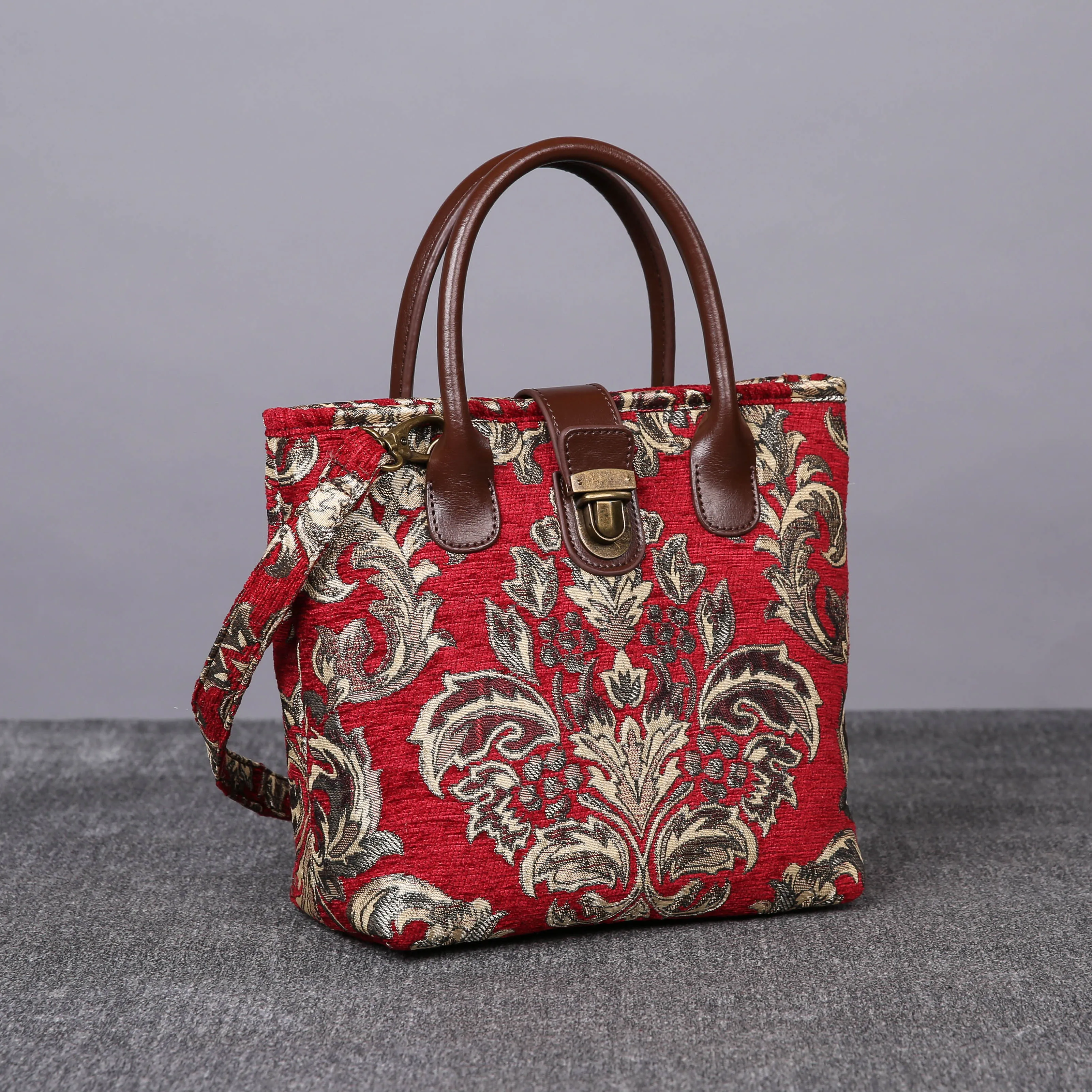 Mini Carpet Tote Victorian Blossom Red/Gold