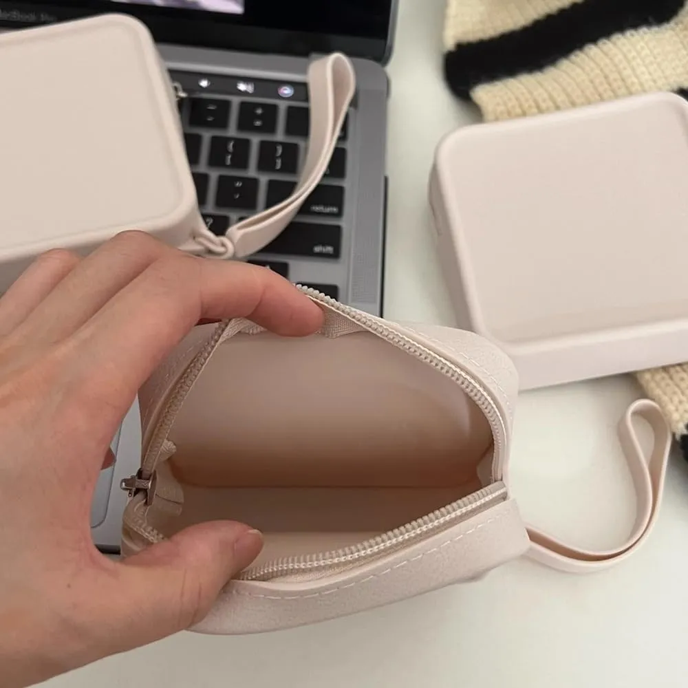 Silicone Mini Makeup Bag Pouch for Purse, Small Cosmetic Travel Bag Zipper Pouch Waterproof Cute Coin Purse Portable Makeup Storage Bag Travel Toiletry Organizers Bag for Women Girls
