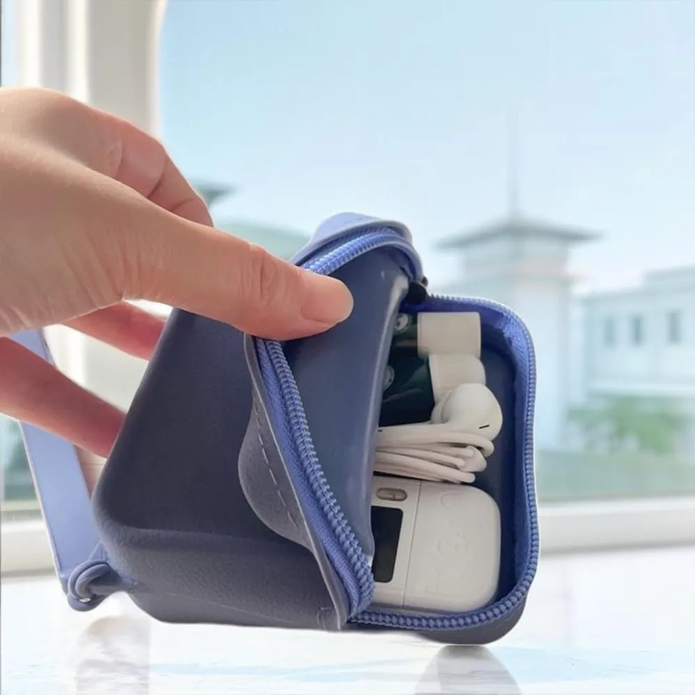 Silicone Mini Makeup Bag Pouch for Purse, Small Cosmetic Travel Bag Zipper Pouch Waterproof Cute Coin Purse Portable Makeup Storage Bag Travel Toiletry Organizers Bag for Women Girls