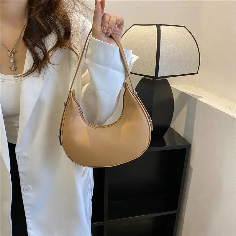 Uniwim Ravyn Crescent Underarm Bag
