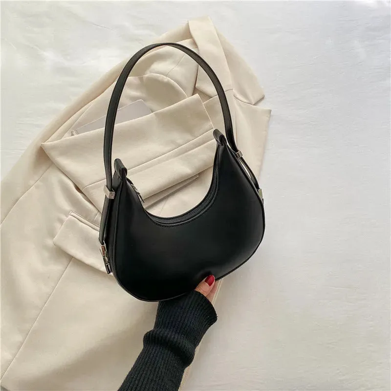 Uniwim Ravyn Crescent Underarm Bag