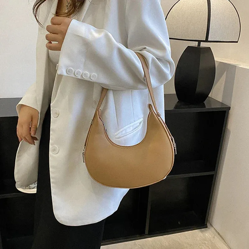 Uniwim Ravyn Crescent Underarm Bag