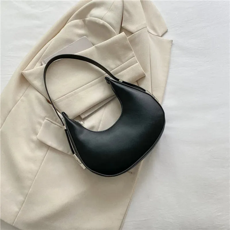 Uniwim Ravyn Crescent Underarm Bag