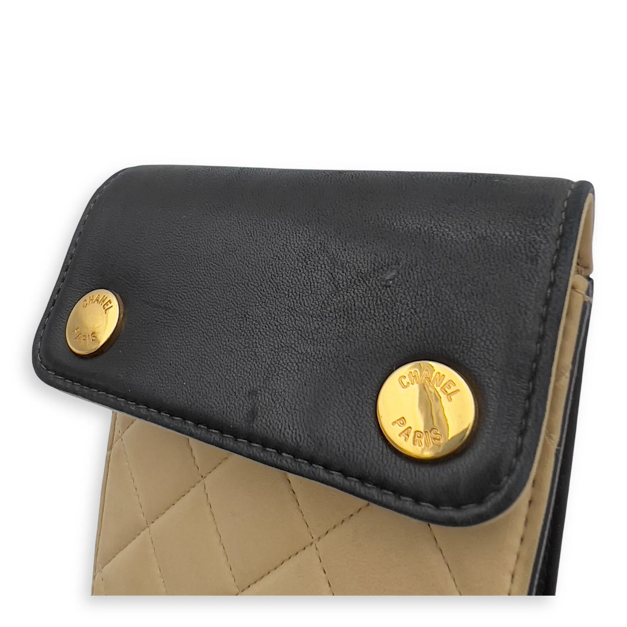 Vintage Quilted Beige Crossbody Bag in Calfskin, Gold hardware